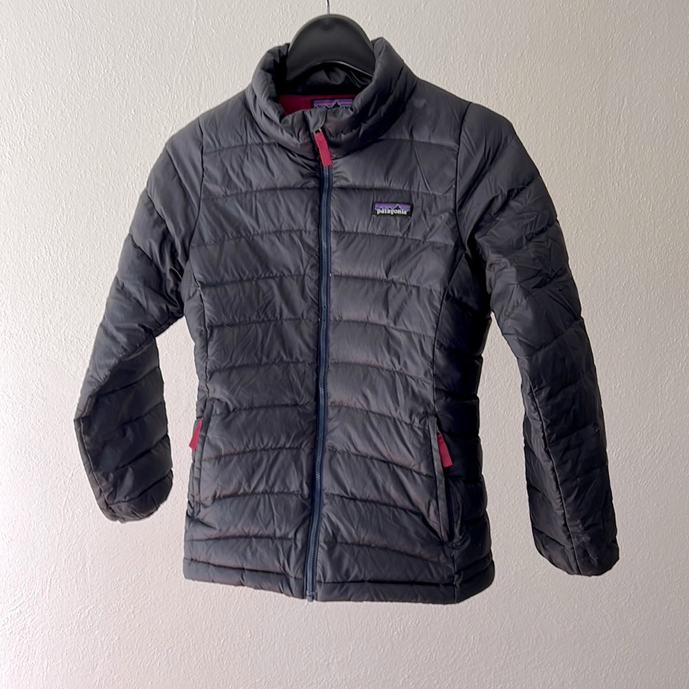 Patagonia girls size large 12 kids down sweater puffy jacket navy with fuchsia